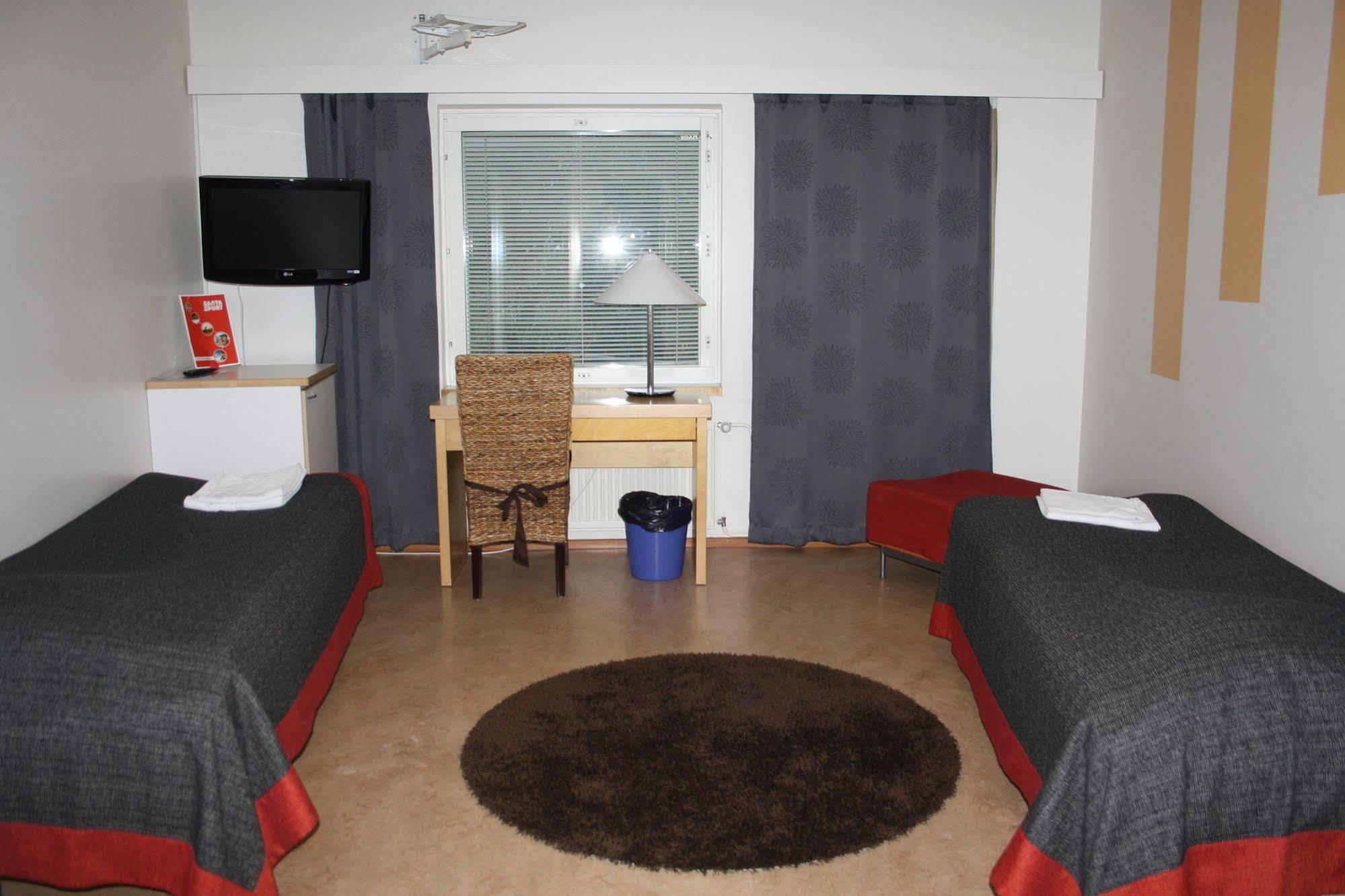 Santasport Hostel Рованіемі Екстер'єр фото